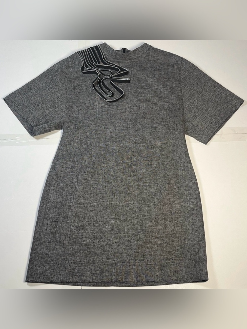 Mojo.S.Phine Medium Shift Dress Midi Gray Abstract 3D Zipper Accent Design Lined
